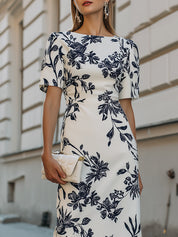Sukienka midi z krótkim rękawem w print botaniczny