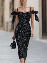 Sukienka Midi Bodycon Off-Shoulder z Akcentami Wstążek w Groszki