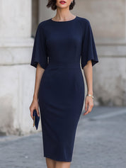 Elegancka Midi Sukienka z Rękawem Nietoperza w Kolorze Granatowym
