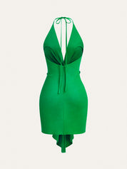 Sukienka z Halter Neck z Węzłem