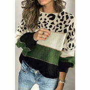 Sweter w panterkę z patchworkowym wzorem
