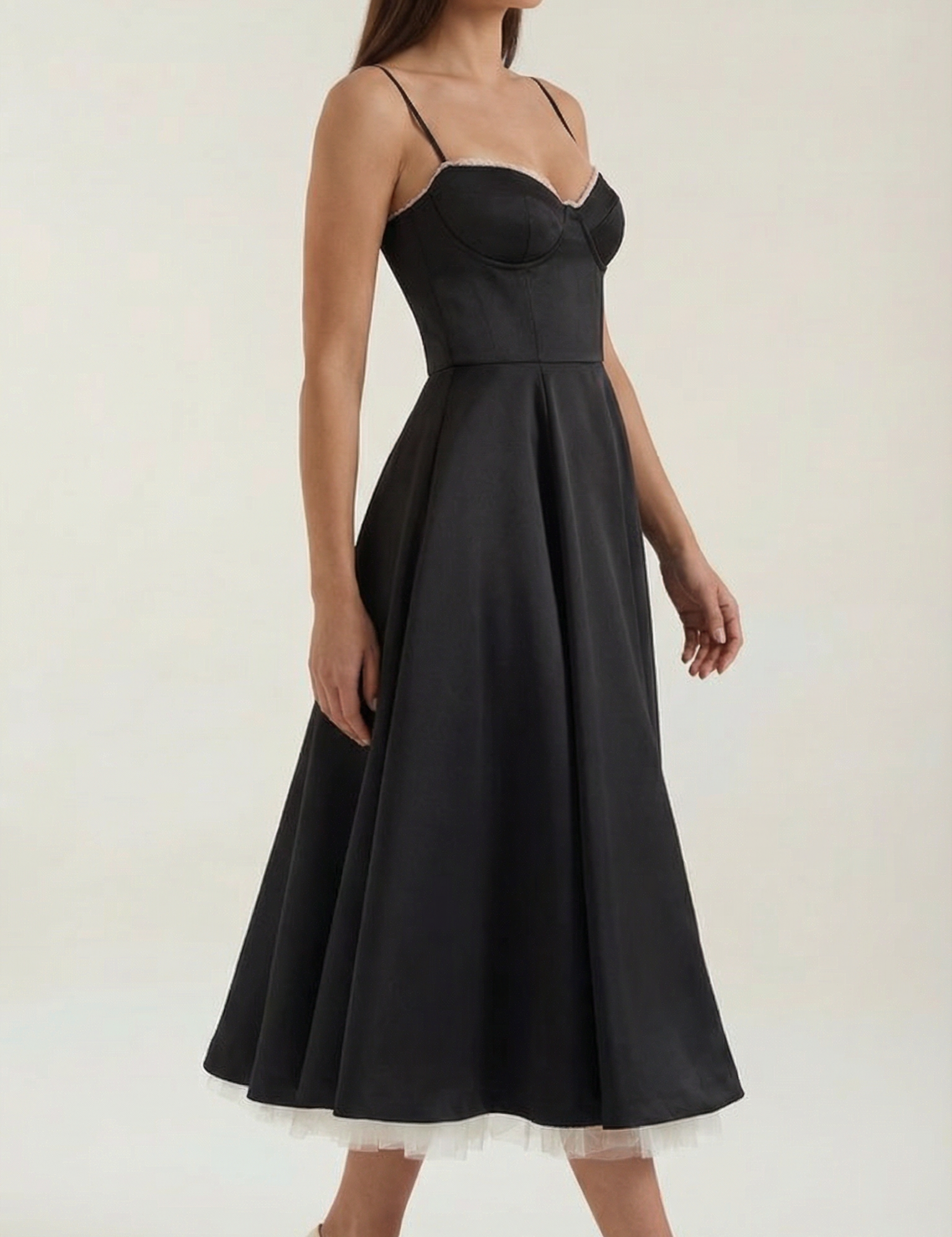 rosa-mae-de-isolde-tuell-midikleid-midikleider-schwarz-6454081.png