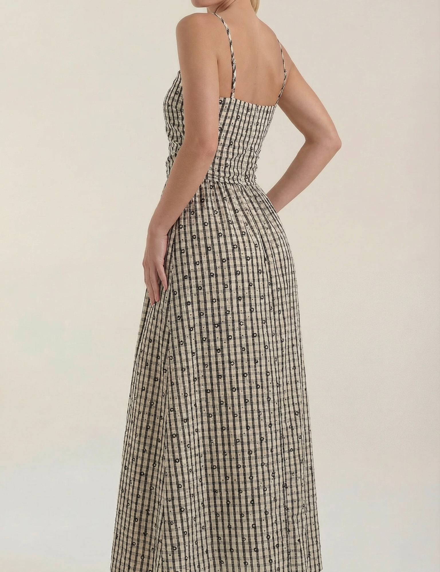 rosa-mae-de-ronda-kariertes-midi-sommerkleid-mit-eckigem-ausschnitt-midi-dresses-weiss-1780504.png