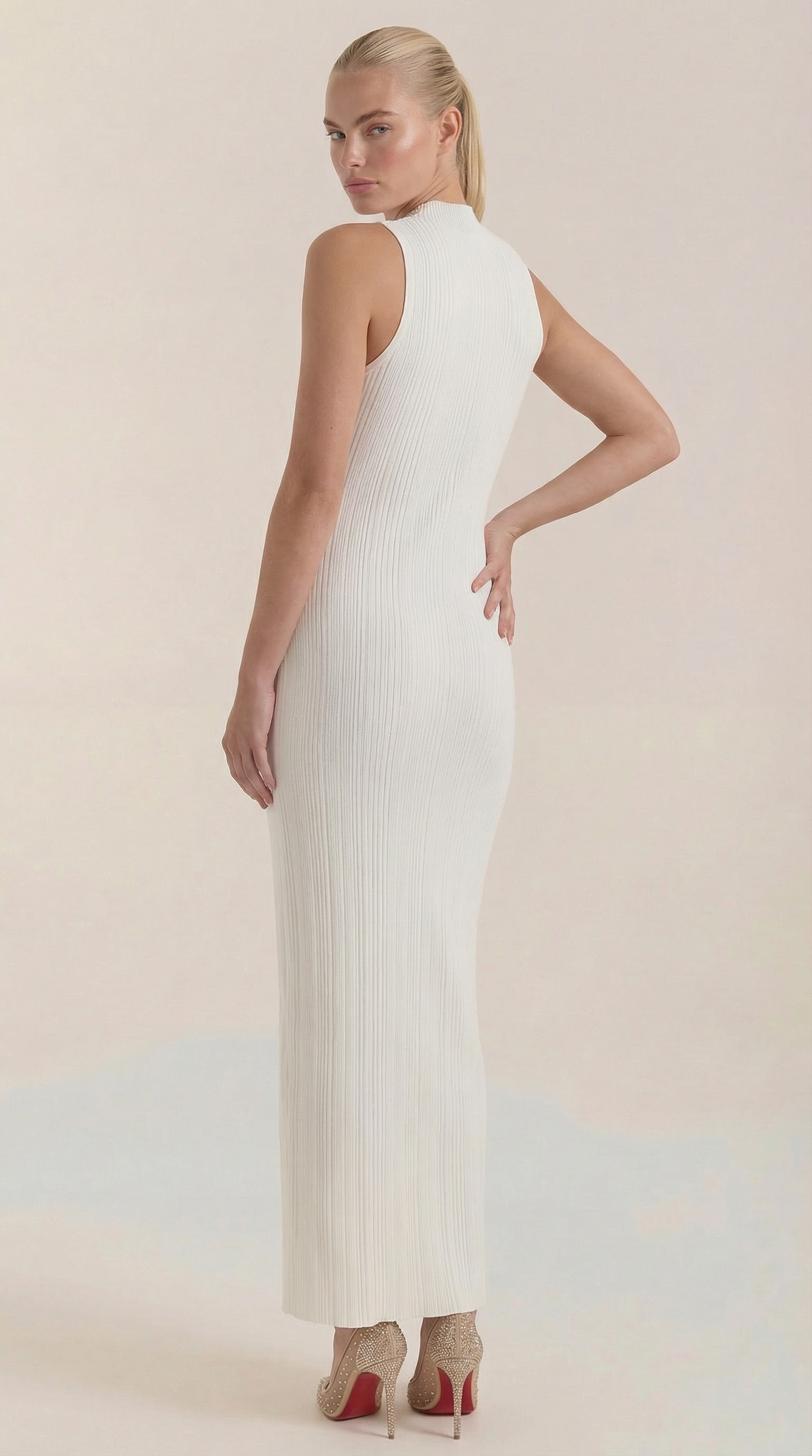 Sukienka maxi Sonia Bodycon z wysokim kołnierzem