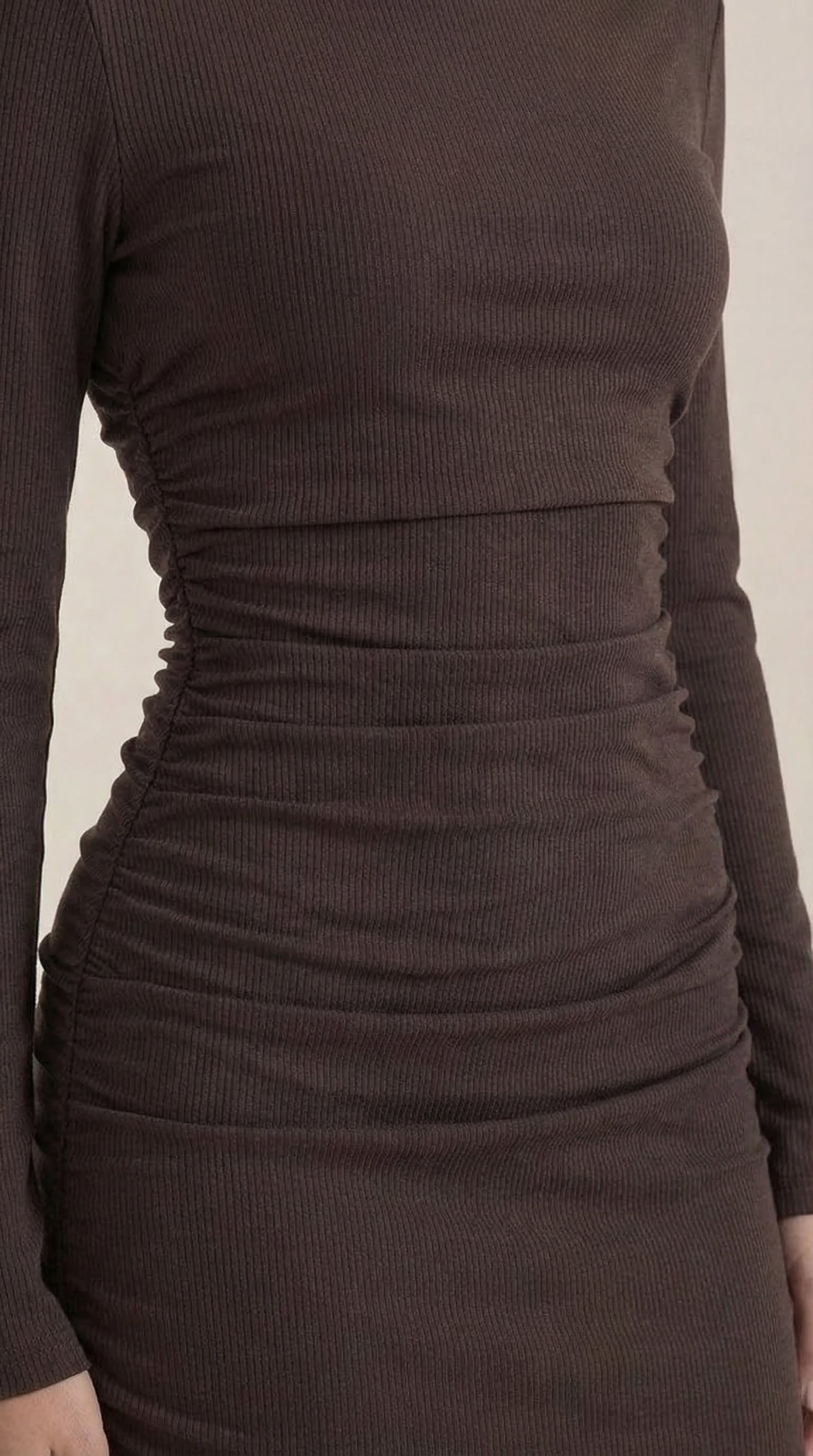 Sukienka mini Elle z dekoltem off-shoulder