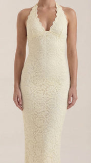 Roxanne Spitzen-Halter-Maxikleid